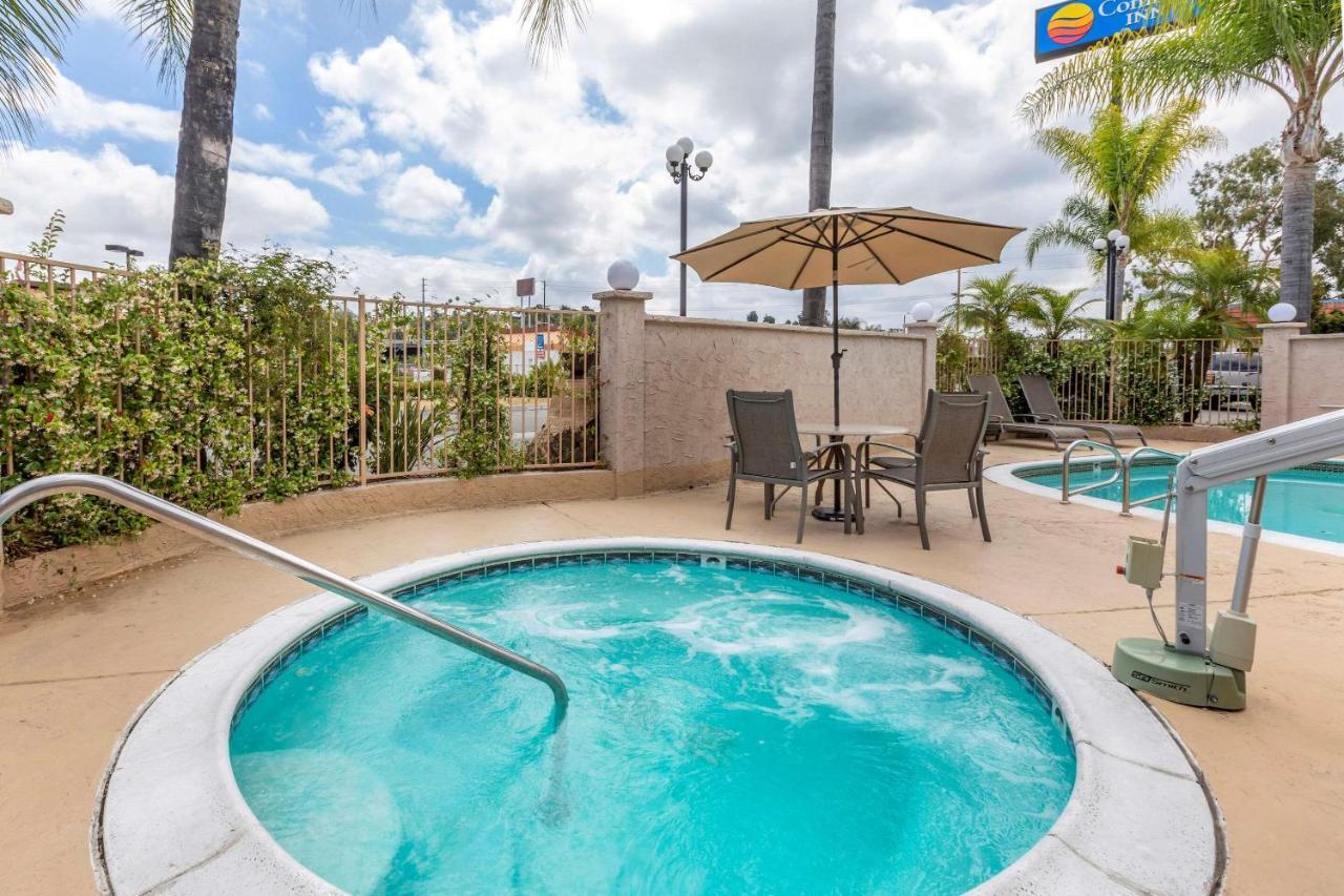 Comfort Inn Escondido San Diego North County Exterior photo