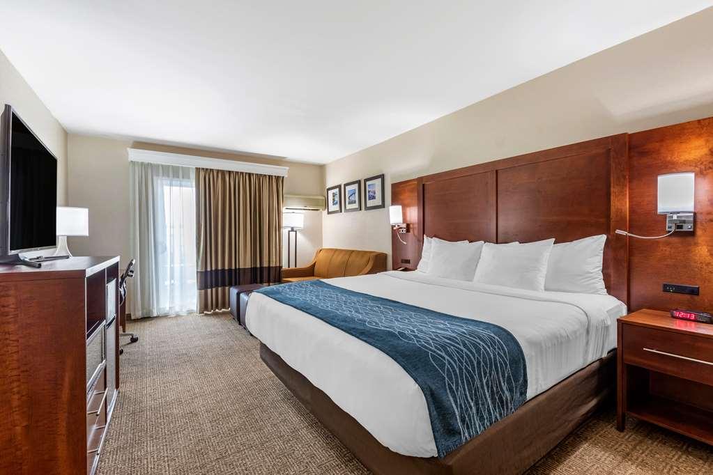 Comfort Inn Escondido San Diego North County Room photo
